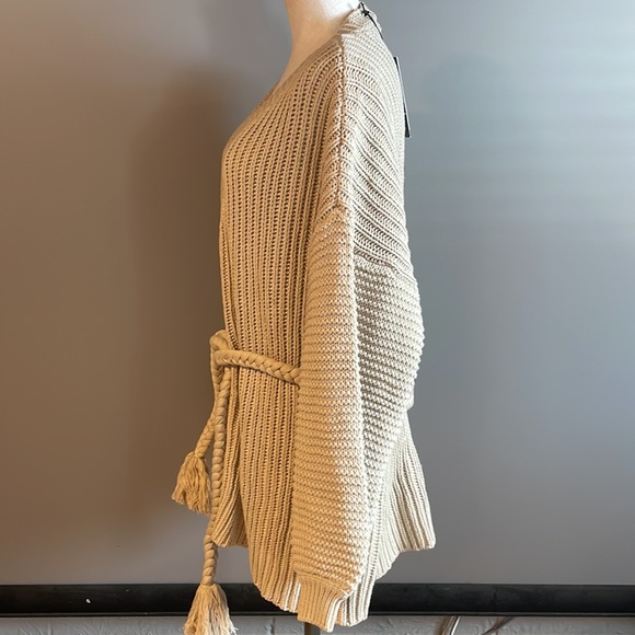 NWT Who What Wear Belted Cardigan. 2X - Picture 2 of 9